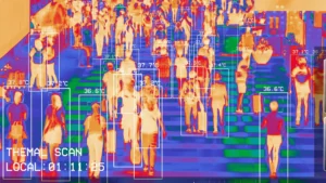 immagine termografica che mostra come funziona la termoregolazione corporea in un gruppo di persone in movimento